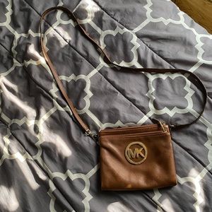 Michael Kors Purse Crossbody⭐️5/$15⭐️